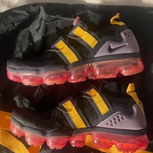 Nike 2018 Men 9.5 VaporMax Utility Pink Blast With Bag